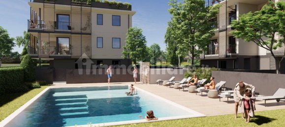 2 rooms Penthouse in Desenzano del Garda, Italy No. 125298 4