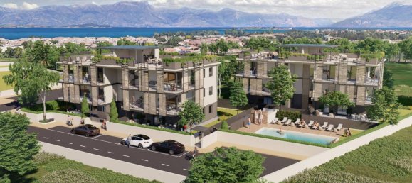 2 rooms Penthouse in Desenzano del Garda, Italy No. 125298 2