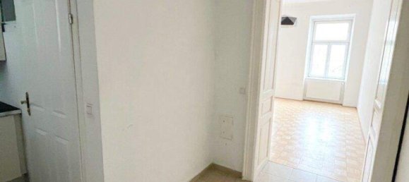 Studio in Mariahilf, Austria No. 126735 6