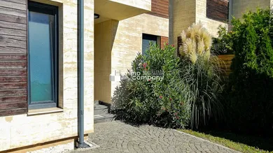 6 rooms Townhouse in Mannersdorf am Leithagebirge, Austria No. 244025