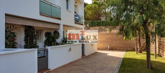 4 bedrooms Townhouse in Lloret de Mar, Spain No. 13301 2