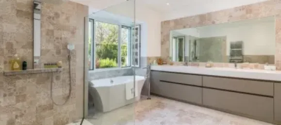 5 bedrooms House in Estepona, Spain No. 108990 23