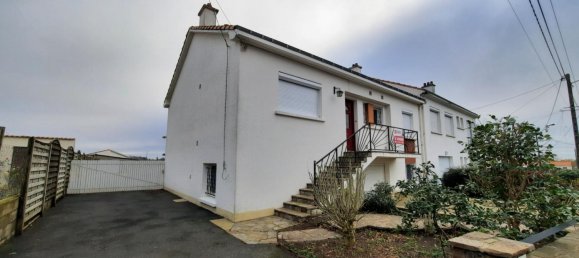 4 bedrooms House in Gorges, France No. 98992 2