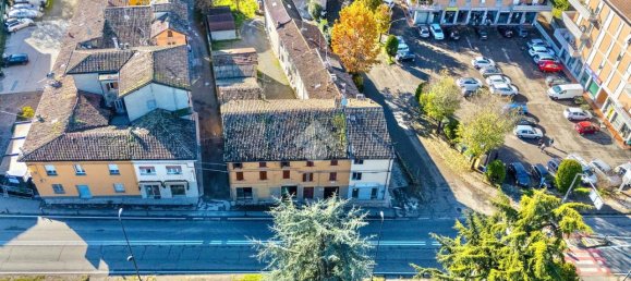 10 rooms Building in Reggio Emilia, Italy No. 5665 36