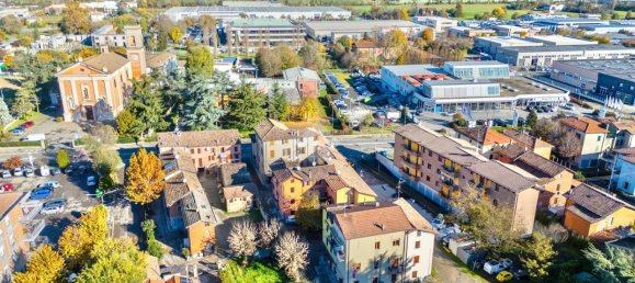 10 rooms Building in Reggio Emilia, Italy No. 5665 33