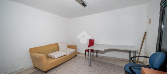 10 rooms Building in Reggio Emilia, Italy No. 5665 18