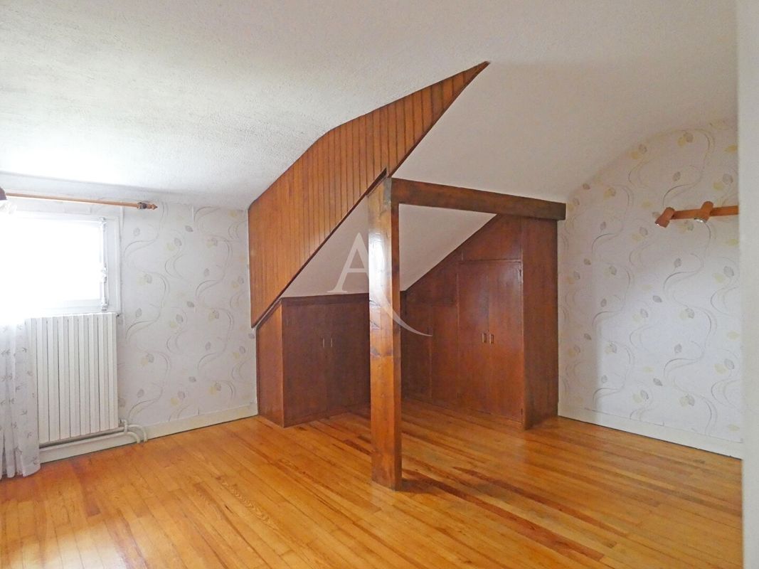 3 غرف نوم منزل في Gagny, France رقم 186433