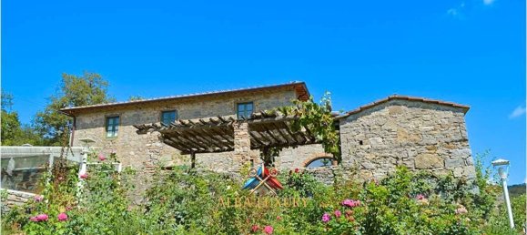 5 bedrooms House in Gaiole in Chianti, Italy No. 102385 2