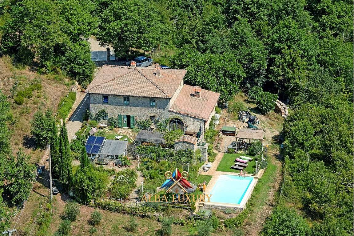 5 bedrooms House in Gaiole in Chianti, Italy No. 102385