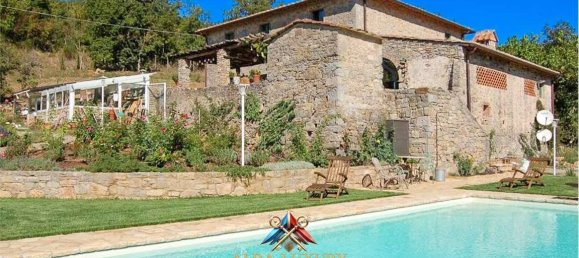 5 bedrooms House in Gaiole in Chianti, Italy No. 102385 8