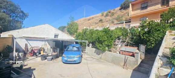 5 bedrooms House in Cartama, Spain No. 143225 2