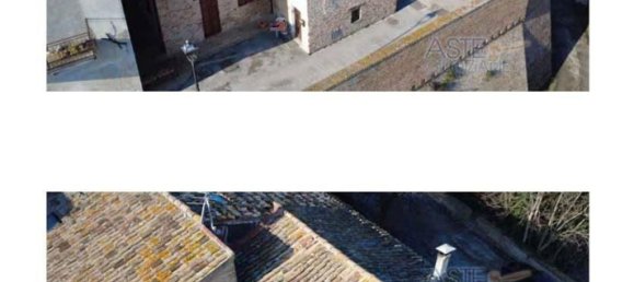 3 rooms Apartment in Ancona, Italy No. 297838 2