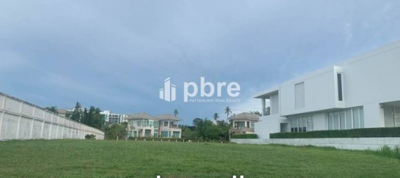Commercial property in Bang Sare, Thailand No. 16156 2