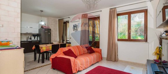 3 Schlafzimmer Wohnung in Lentini, Italy, Nr. 170915 3