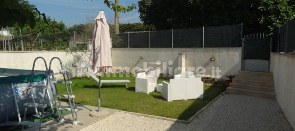 3 Schlafzimmer Villa in Uggiano la Chiesa, Italy, Nr. 89564 9