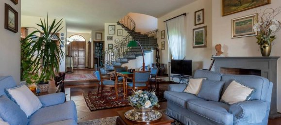 4 bedrooms Villa in Forte dei Marmi, Italy No. 36520 18