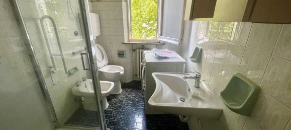 5 bedrooms Apartment in Jesi, Italy No. 332502 16