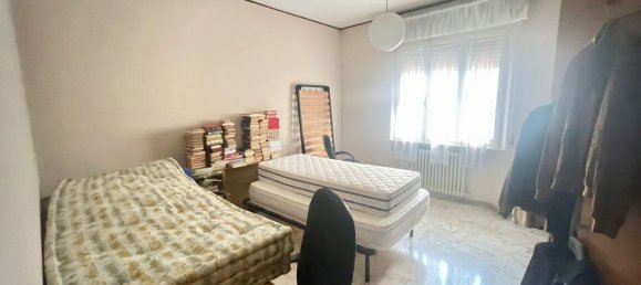 5 bedrooms Apartment in Jesi, Italy No. 332502 18