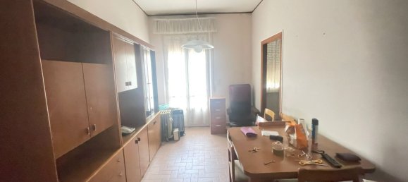 5 bedrooms Apartment in Jesi, Italy No. 332502 4