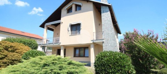 4 bedrooms Villa in Moncalieri, Italy No. 295619 4
