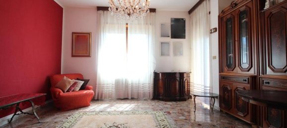 4 bedrooms Villa in Moncalieri, Italy No. 295619 30