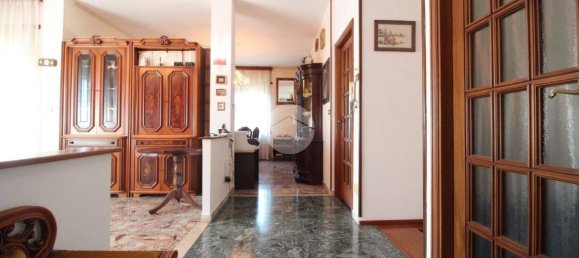 4 bedrooms Villa in Moncalieri, Italy No. 295619 34