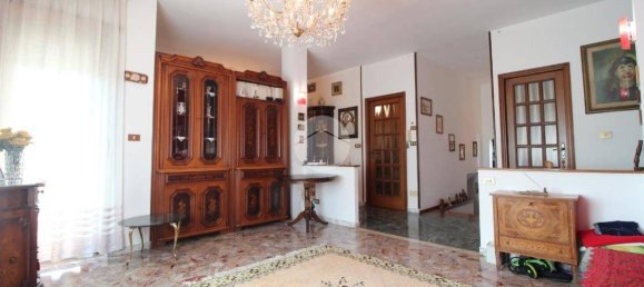 4 bedrooms Villa in Moncalieri, Italy No. 295619 33