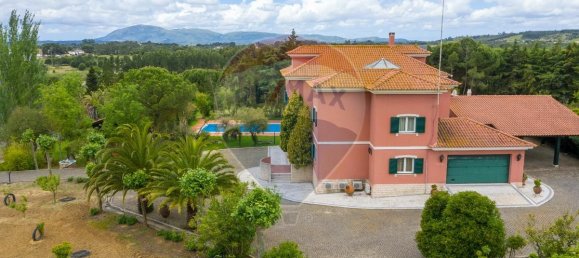 5 bedrooms House in Aveiras de Cima, Portugal No. 21463 3