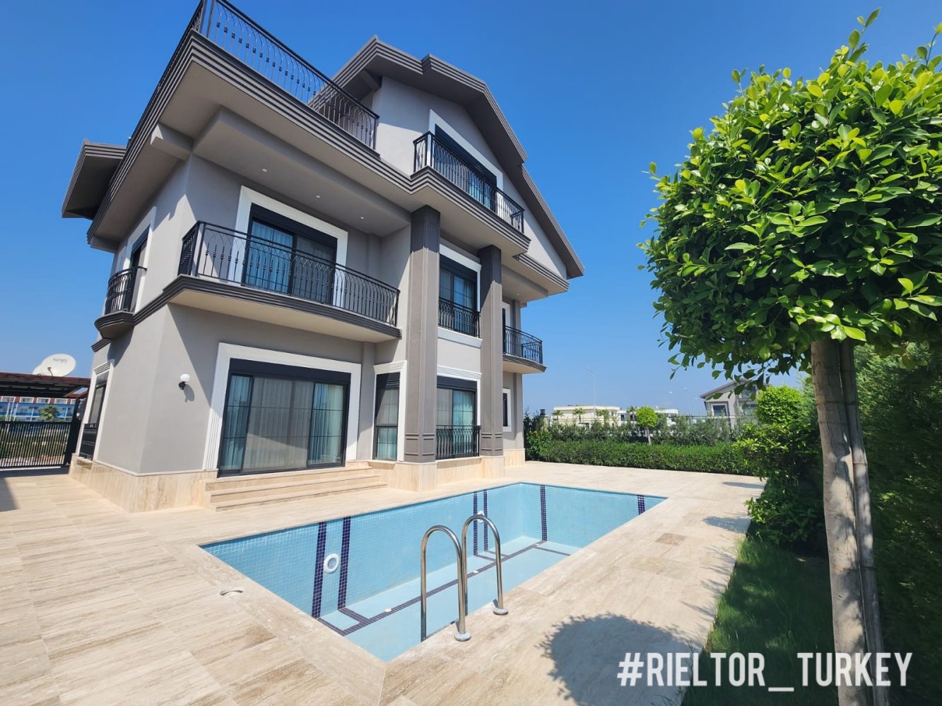 Villa 4+1 in Belek, Turkey No. 16553
