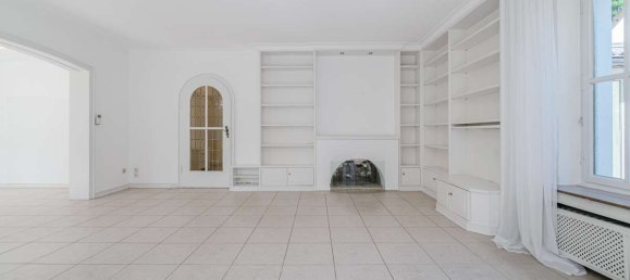 4 bedrooms House in Essen, Germany No. 268187 10