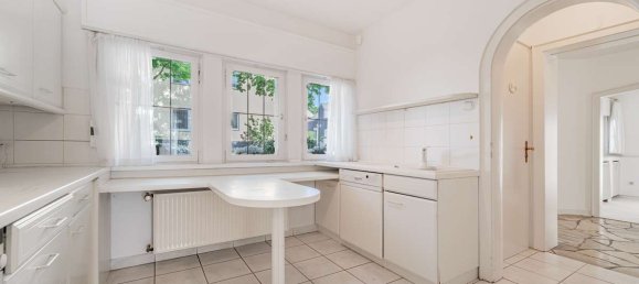 4 bedrooms House in Essen, Germany No. 268187 7