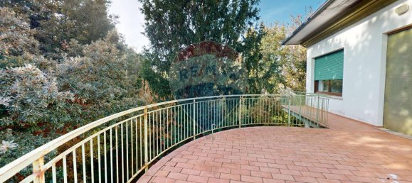 9 rooms Villa in Cortona, Italy No. 124934 8