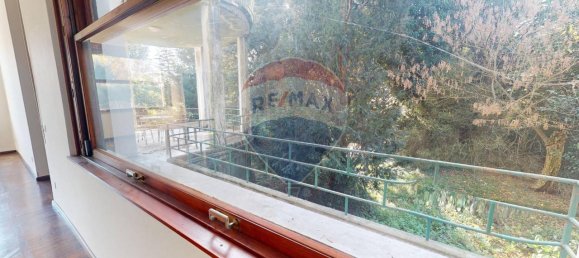 9 rooms Villa in Cortona, Italy No. 124934 3