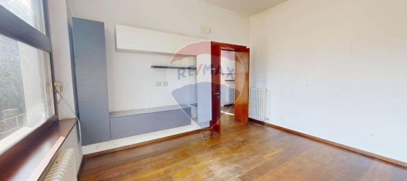 9 rooms Villa in Cortona, Italy No. 124934 25