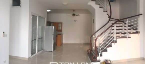 5 غرف نوم منزل في Tay Ho, Vietnam رقم 1554 4