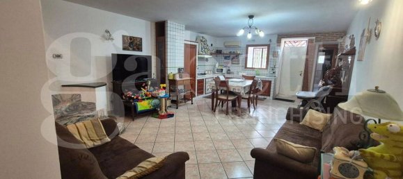 Дом с 2 спальнями в Торре Аннунциата, Италия № 278333 21