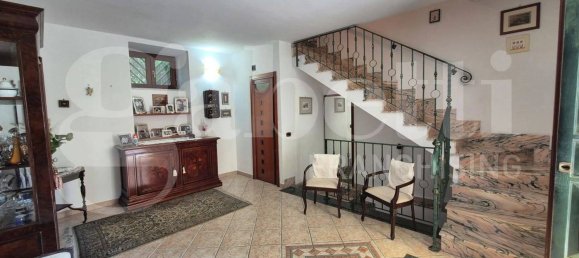 Дом с 2 спальнями в Торре Аннунциата, Италия № 278333 5