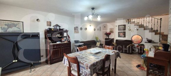 Дом с 2 спальнями в Торре Аннунциата, Италия № 278333 15