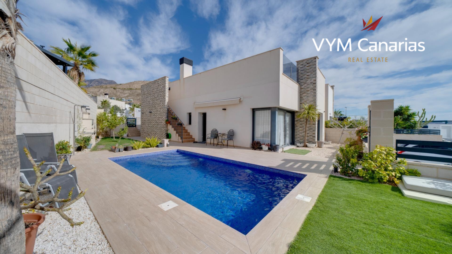 3 bedrooms House in Finestrat, Spain No. 12666