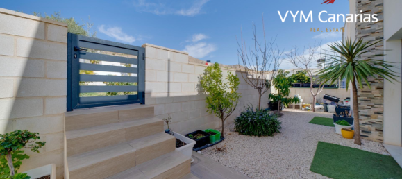 3 bedrooms House in Finestrat, Spain No. 12666 8