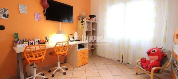 Квартира с 2 спальнями в Реджо Эмилия, Италия № 61229 19