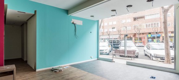 96m² Commercial property in Coslada, Spain No. 65929 3