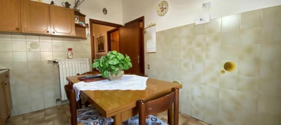 5غرفة شقة في Montelupo Fiorentino, Italy رقم 43440 4