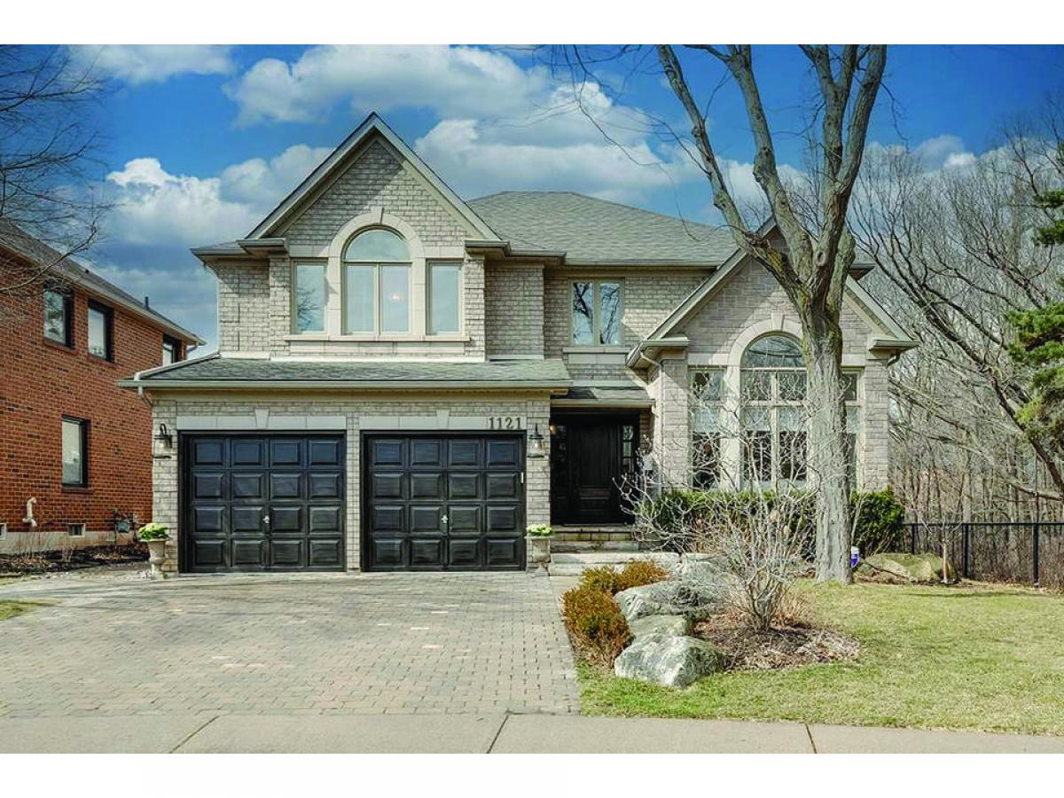 4 غرف نوم منزل في Oakville, Canada رقم 974