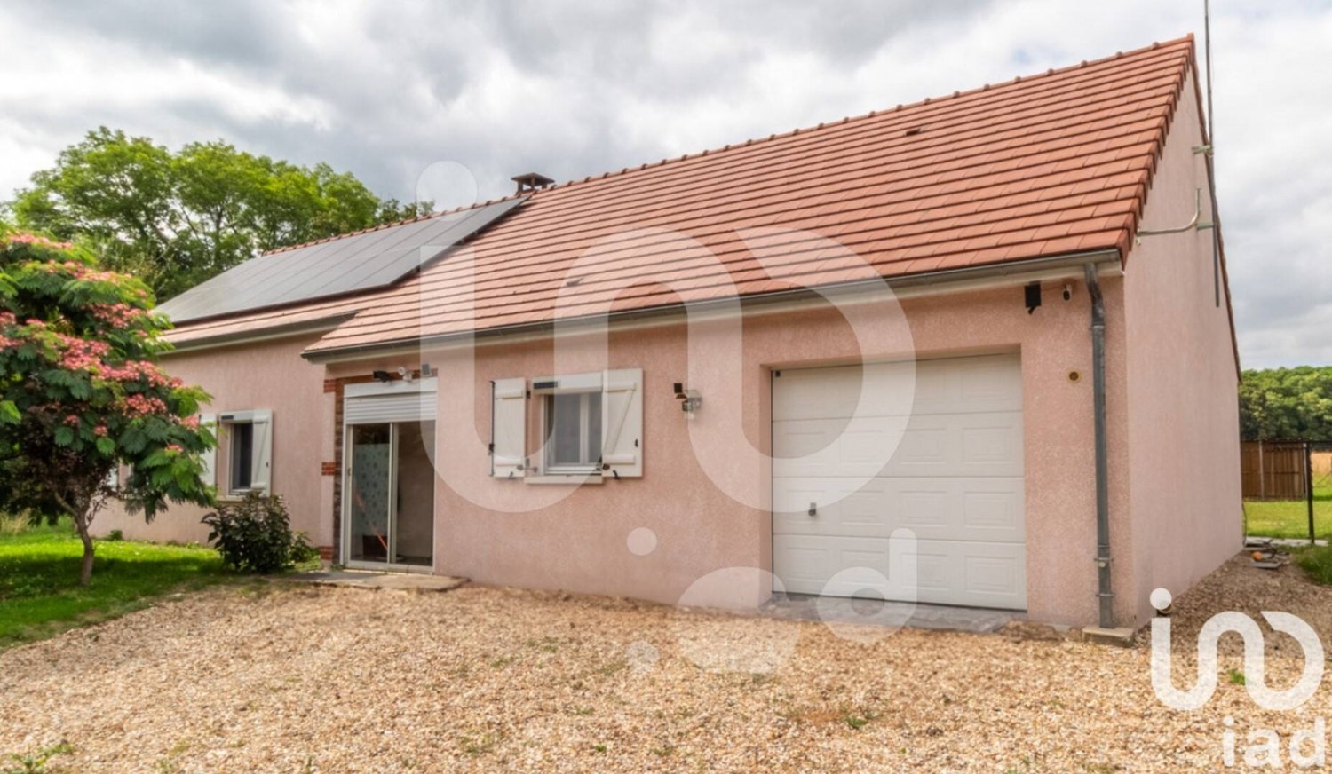 5 bedrooms Villa in Coudroy, France No. 234831