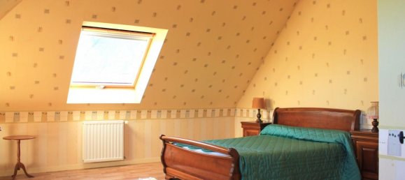 Casa de 4 dormitorios en Kerlaz, France No. 259559 13