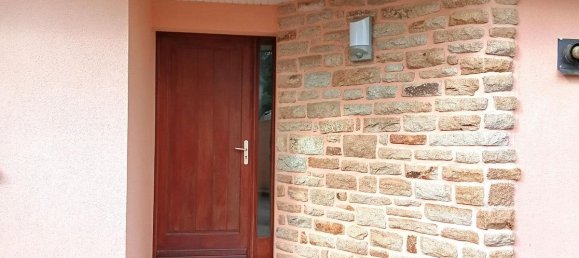 Casa de 4 dormitorios en Kerlaz, France No. 259559 3