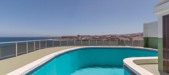 4 bedrooms Townhouse in Telde, Spain No. 65317 6