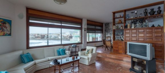 4 bedrooms Townhouse in Telde, Spain No. 65317 13