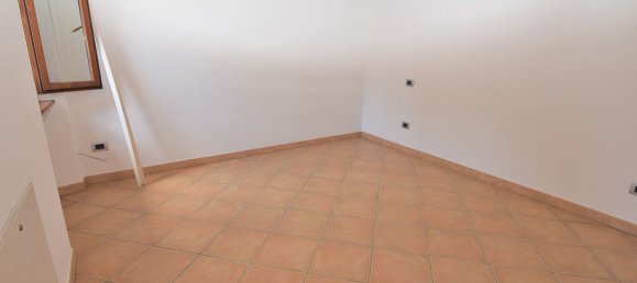 Дом с 4 комнатами в Верона, Италия № 276457 28